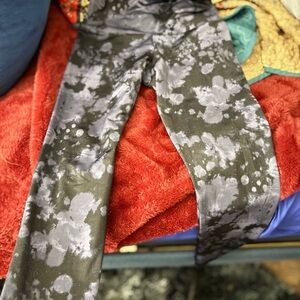 3 pairs of Onzie Patterned Leggings